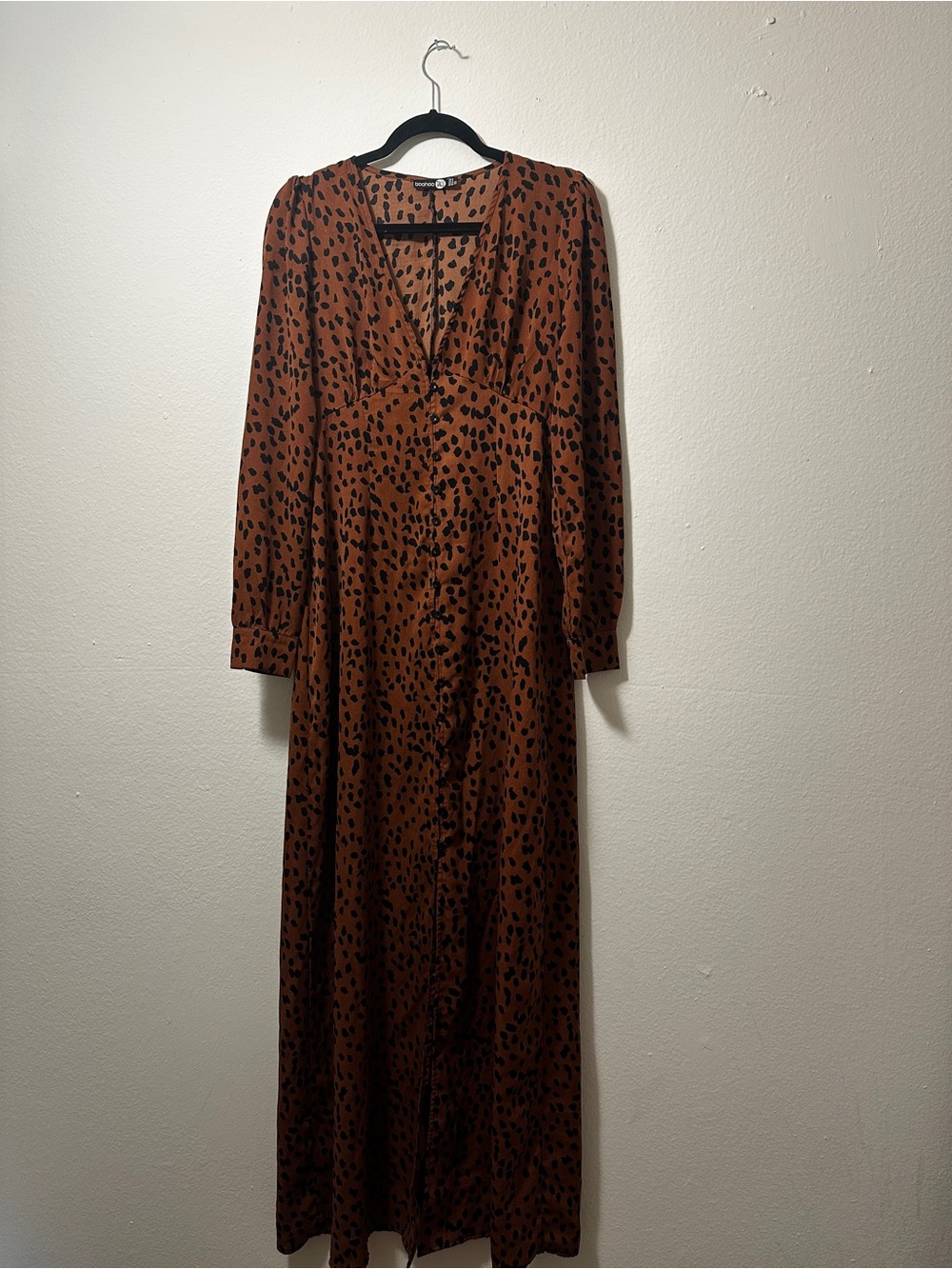 Sexy long Boohoo Brown & Black Spotted Long Sleeve Maxi Dress